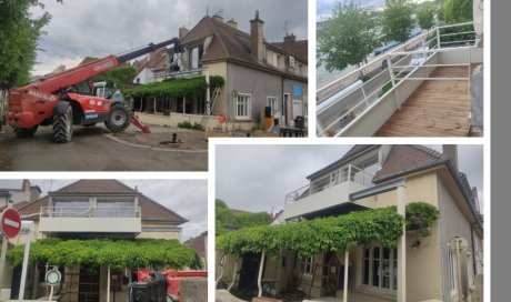 Création d'un balcon avec garde-corps et plancher bois à Saint Jean De Losne